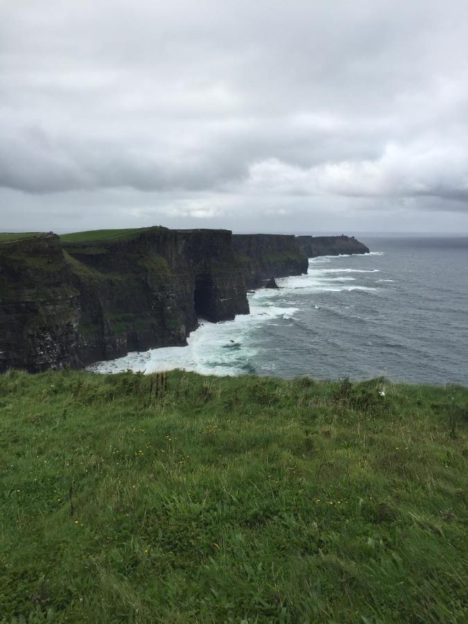 The View Bed and Breakfast Lahinch Buitenkant foto