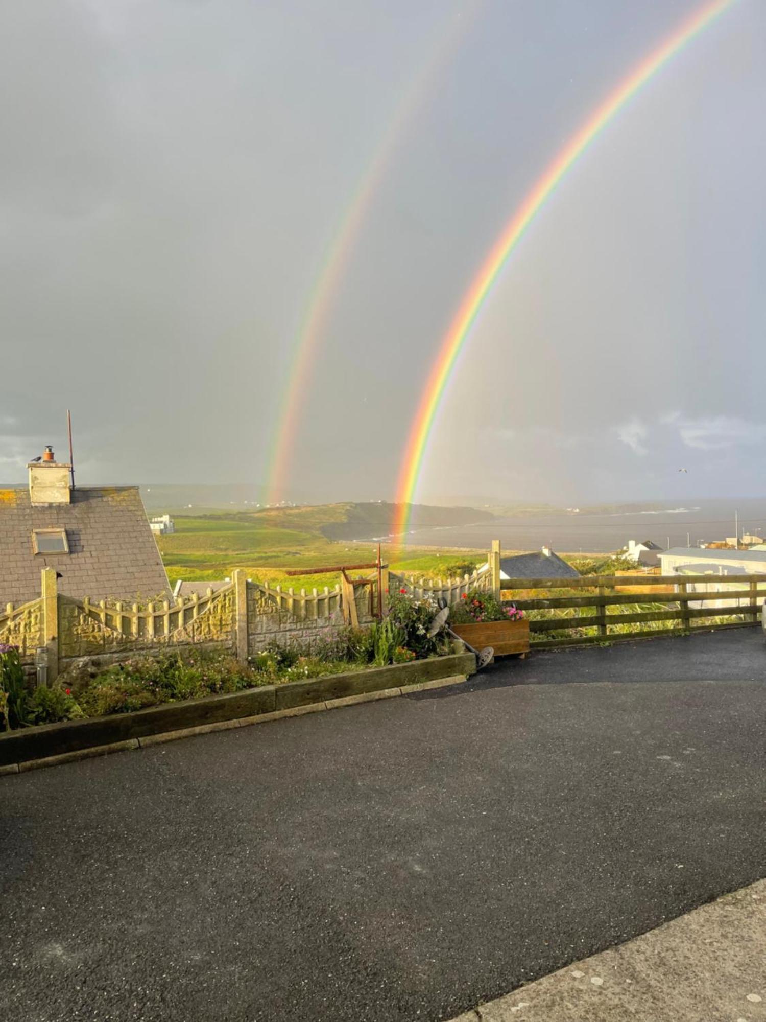 The View Bed and Breakfast Lahinch Buitenkant foto